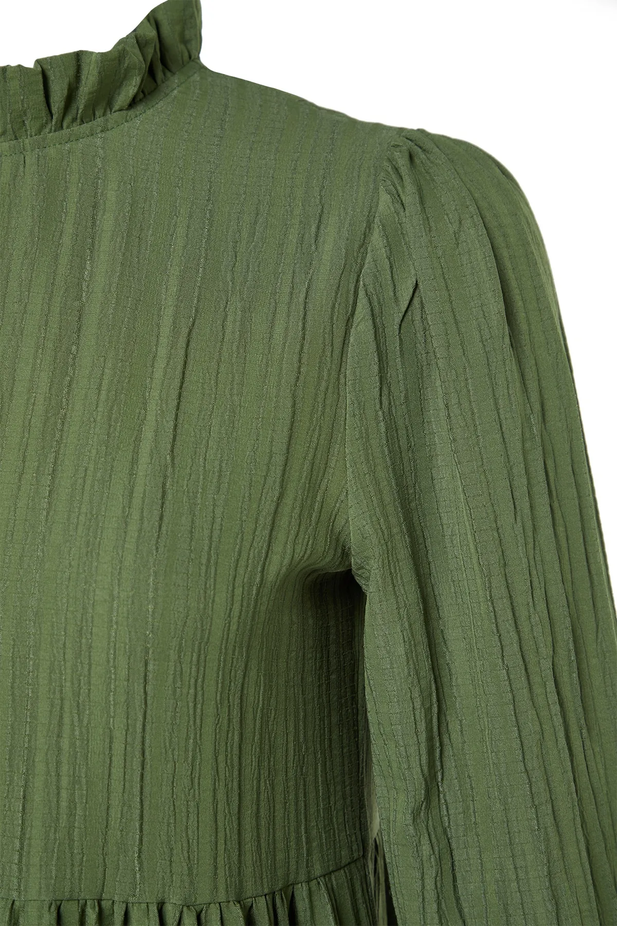 Trendyol Modest  Grünes, gewebtes Crinkle-Kleid mit Stehkragen und weiter Passform TCTSS22EB00171