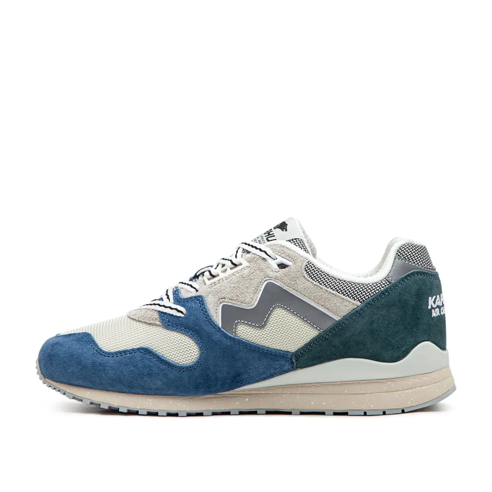 Karhu Synchron Classic F802686 / grau