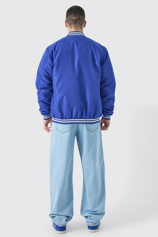 Tall Nylon-Jacke mit Aufnähern