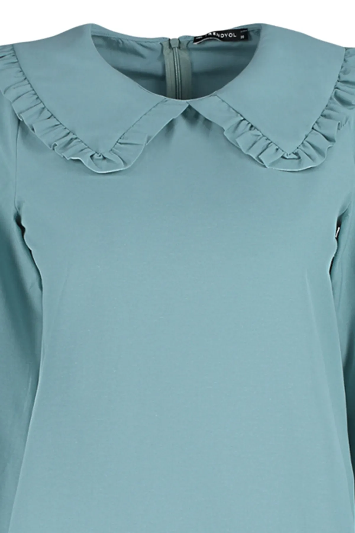 Trendyol Modest  Mintfarbene gewebte Tunika mit Babykragen TCTSS21TN0089