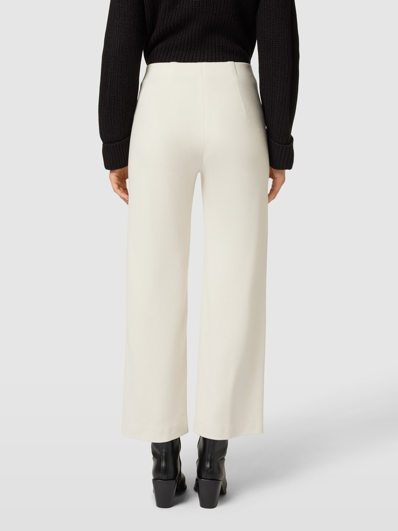Stoffhose mit fixierter Bügelfalte Modell 'ELAINE' in offwhite