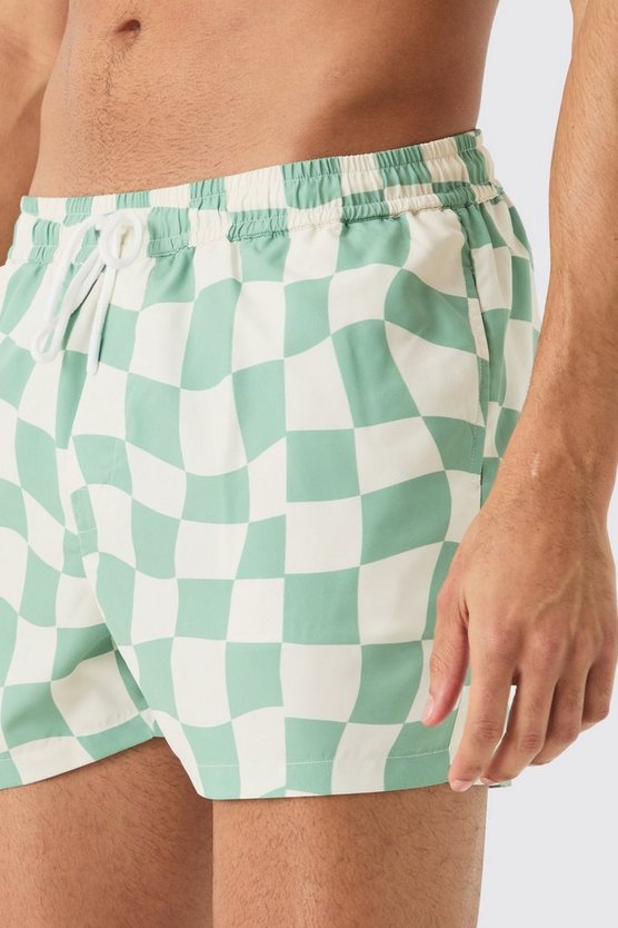 Kurze Badehose mit Schachbrett-Print