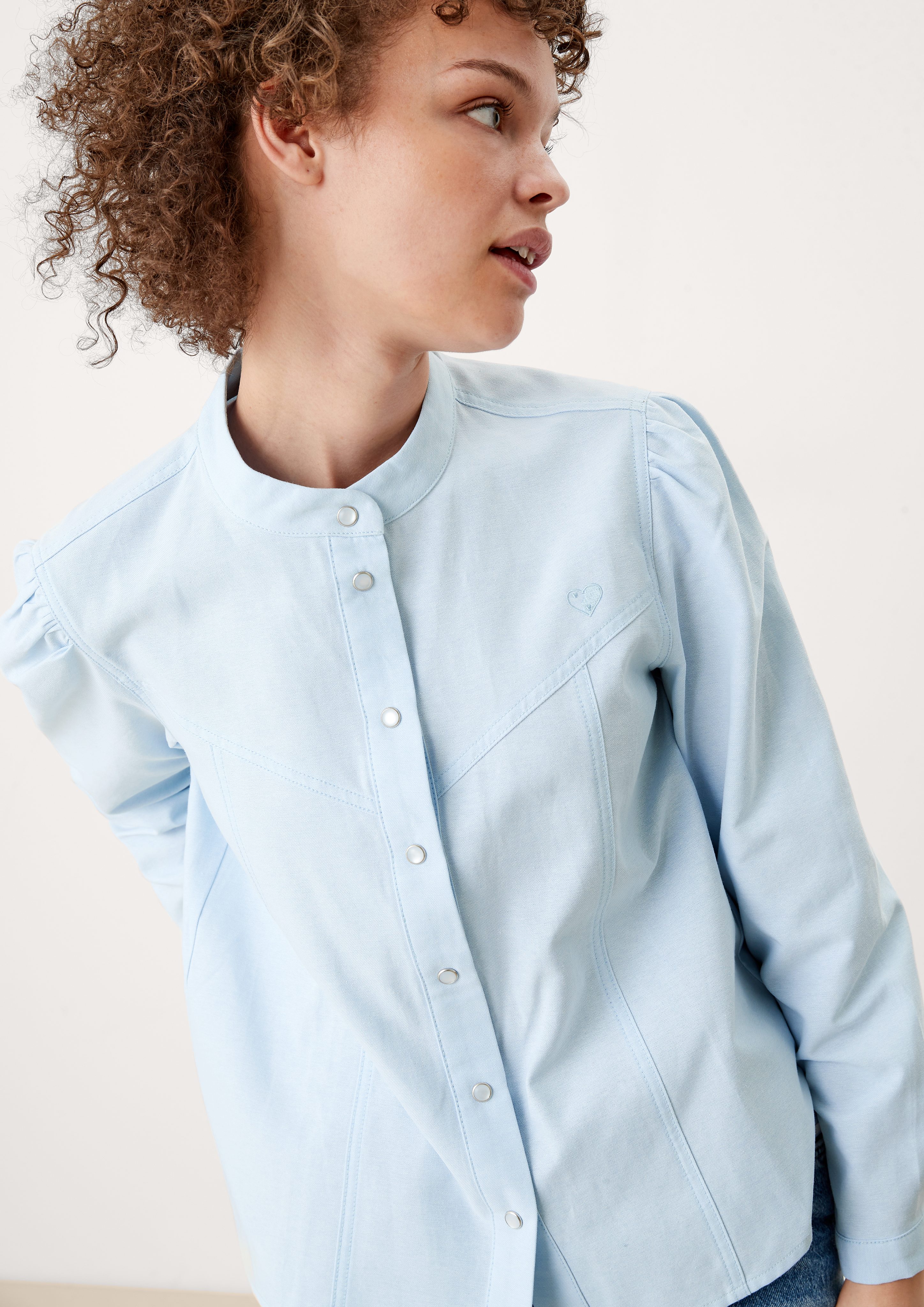 QS Langarmbluse Bluse im Vintage-Look Stickerei, Teilungsnähte