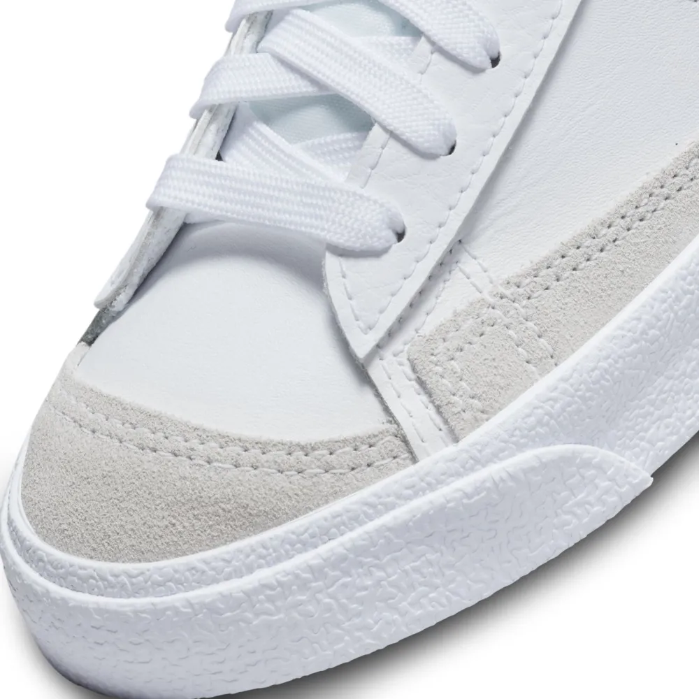 Nike Blazer Mid 77 DA4086-117 / weiss