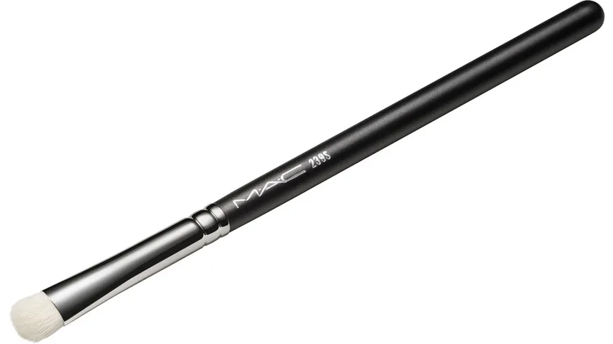 MAC 239S Eye Shading Brush