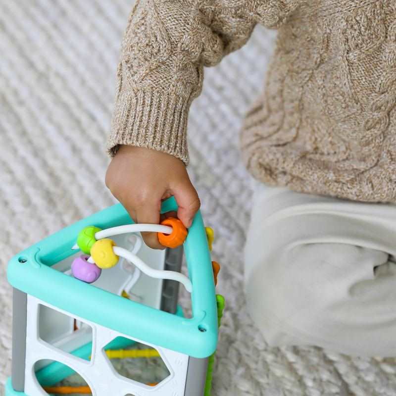 Triangle boite à formes multi activités Infantino