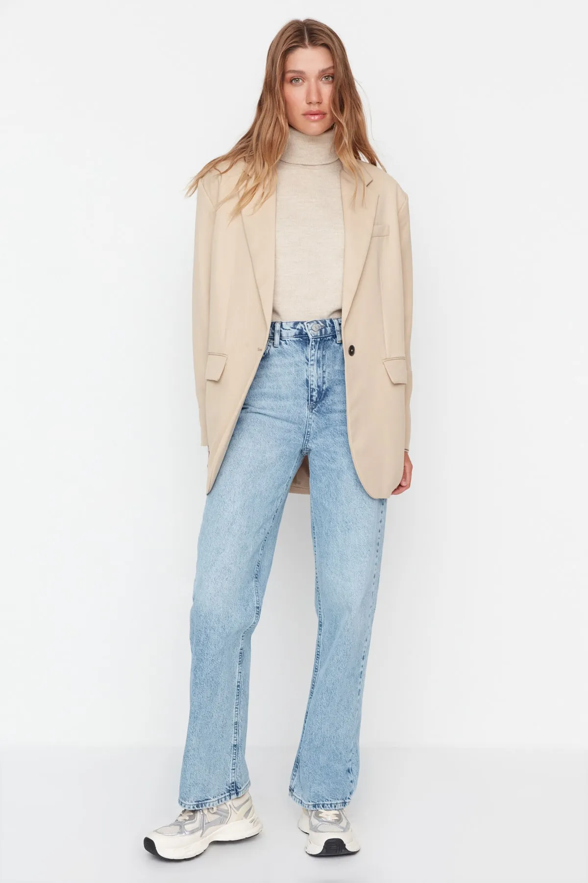 Trendyol Collection  Blaue, lange, gerade Jeans mit hoher Taille TWOAW23JE00111
