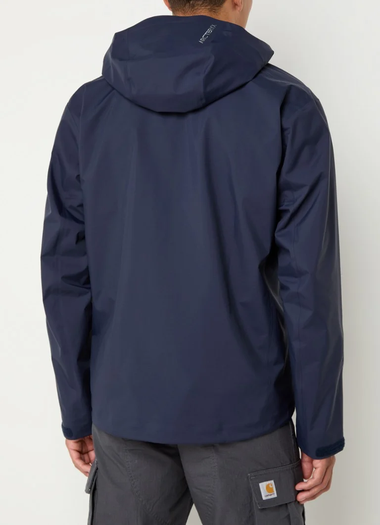 Arc'teryx Beta lietus jaka ar kapuci un izšuvumu no logotipa