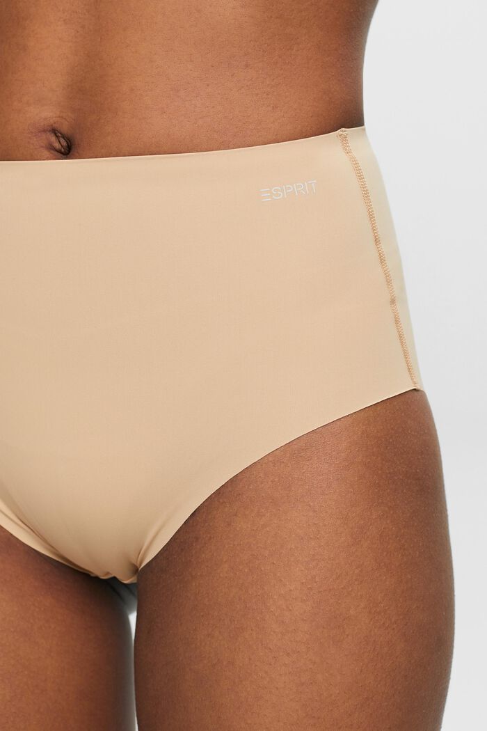 Recycelt: Slip mit dezentem Shaping-Effekt