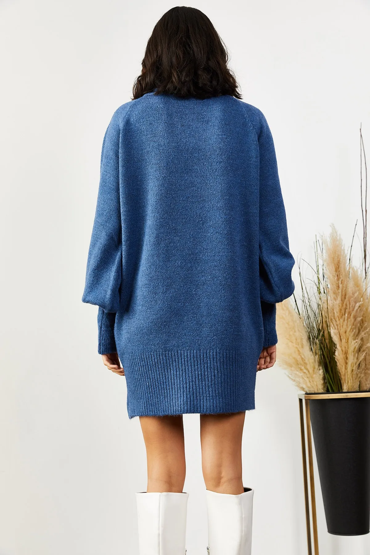 Olalook  Lockeres Strickkleid mit Rollkragen und Ballonärmeln für Damen in Indigo ELB-19000867