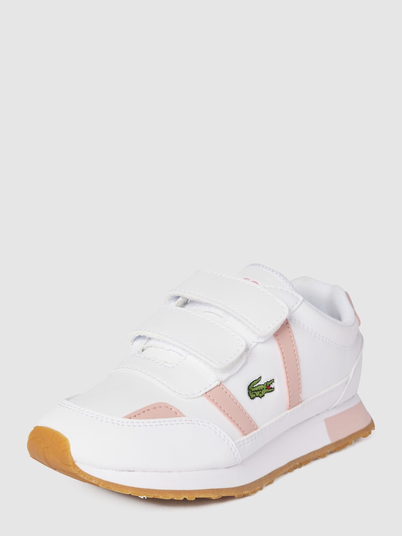 Sneaker mit Brand-Stitching Modell 'PARTNER 0121 1 SUC' in weiß