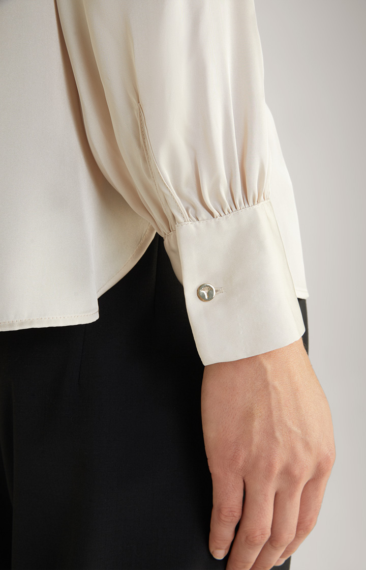 Satin-Bluse in Creme