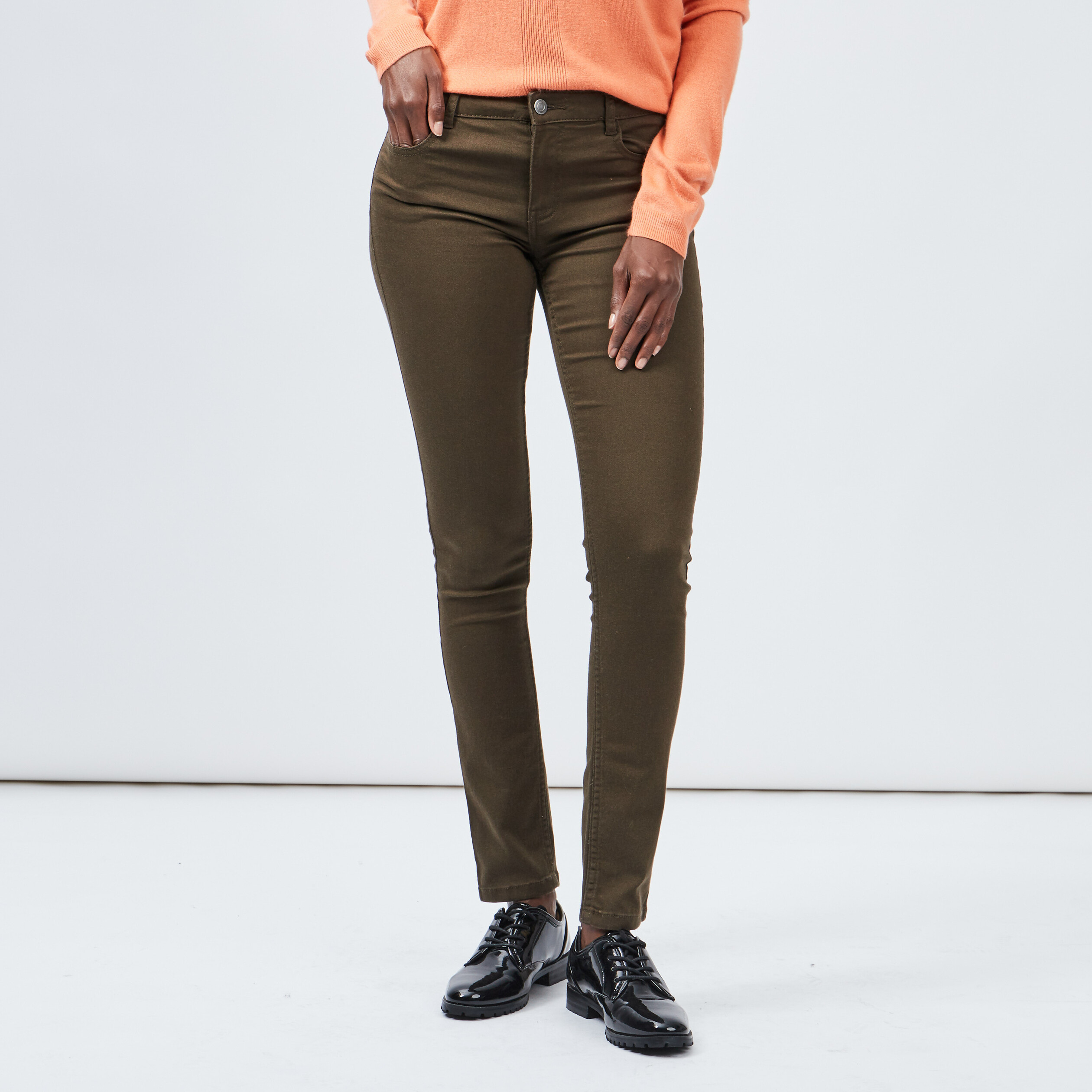 Pantalon slim taille normale vert kaki femme | La Halle