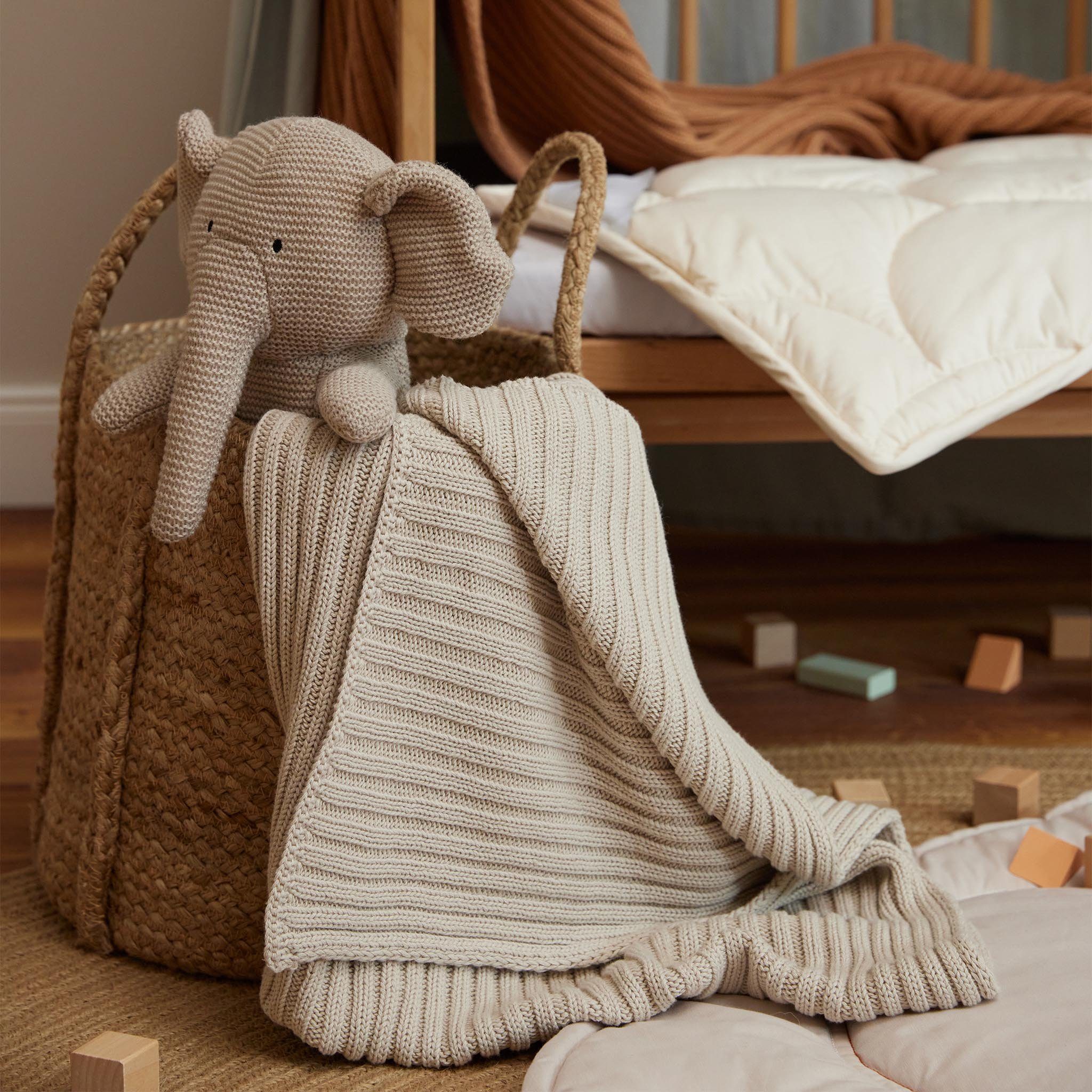 Babydecke Baumwoll-Kinderdecke Santo, Urbanara, Kinderdecke, 100% Bio-Baumwolle in schwerem Strickdesign