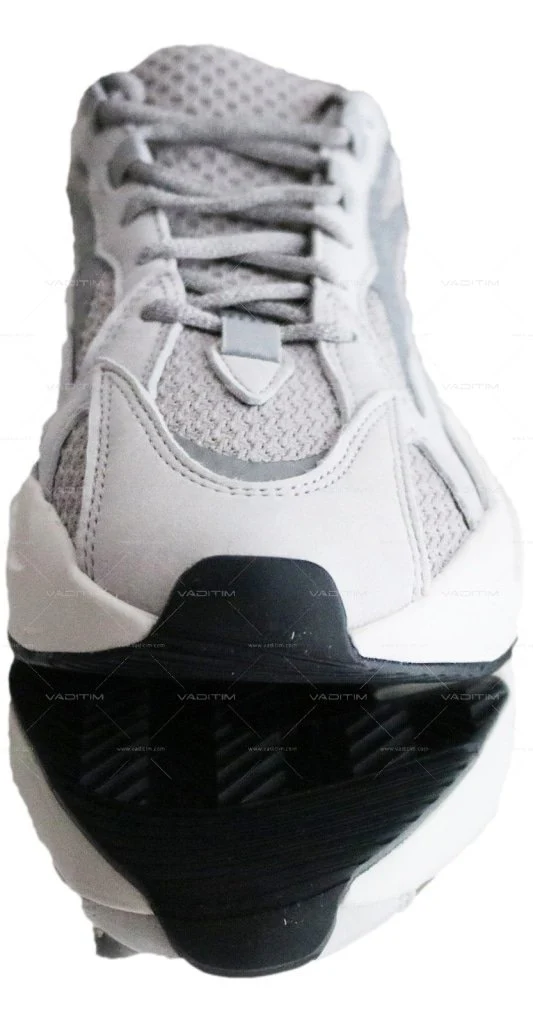 Yeezy 700 V2 Static
