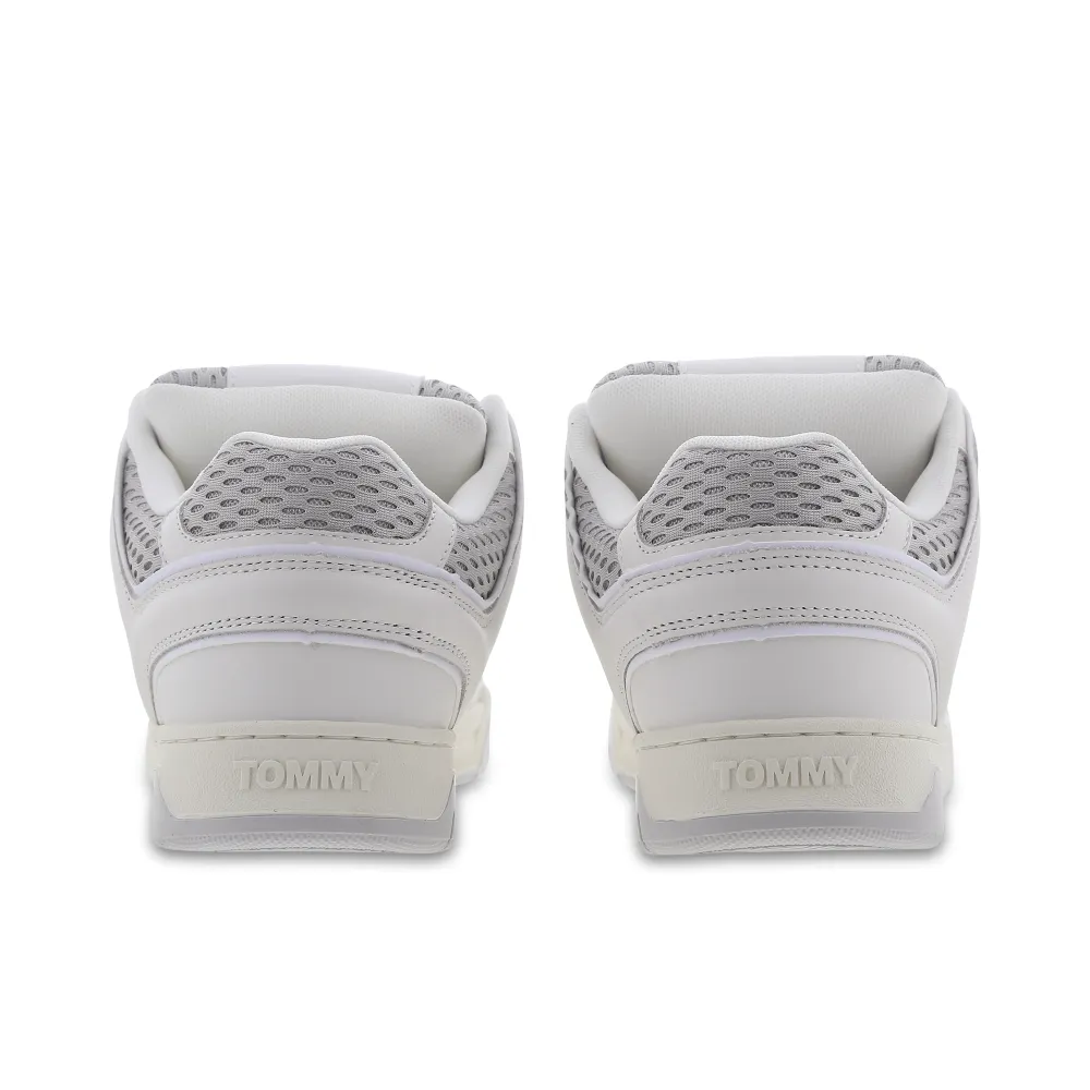 Tommy Hilfiger Skater Low EM0EM01214TCR / weiss