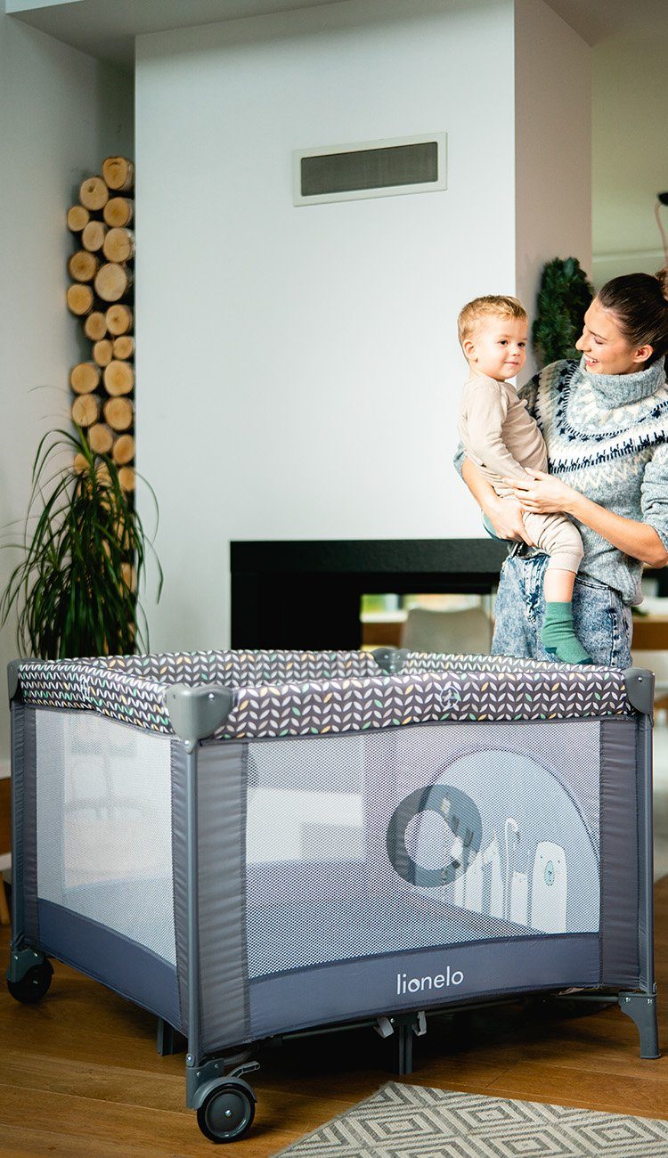 lionelo Baby-Reisebett Stefi, 120x60 cm Tragetasche Klappbaren Seiteneingang