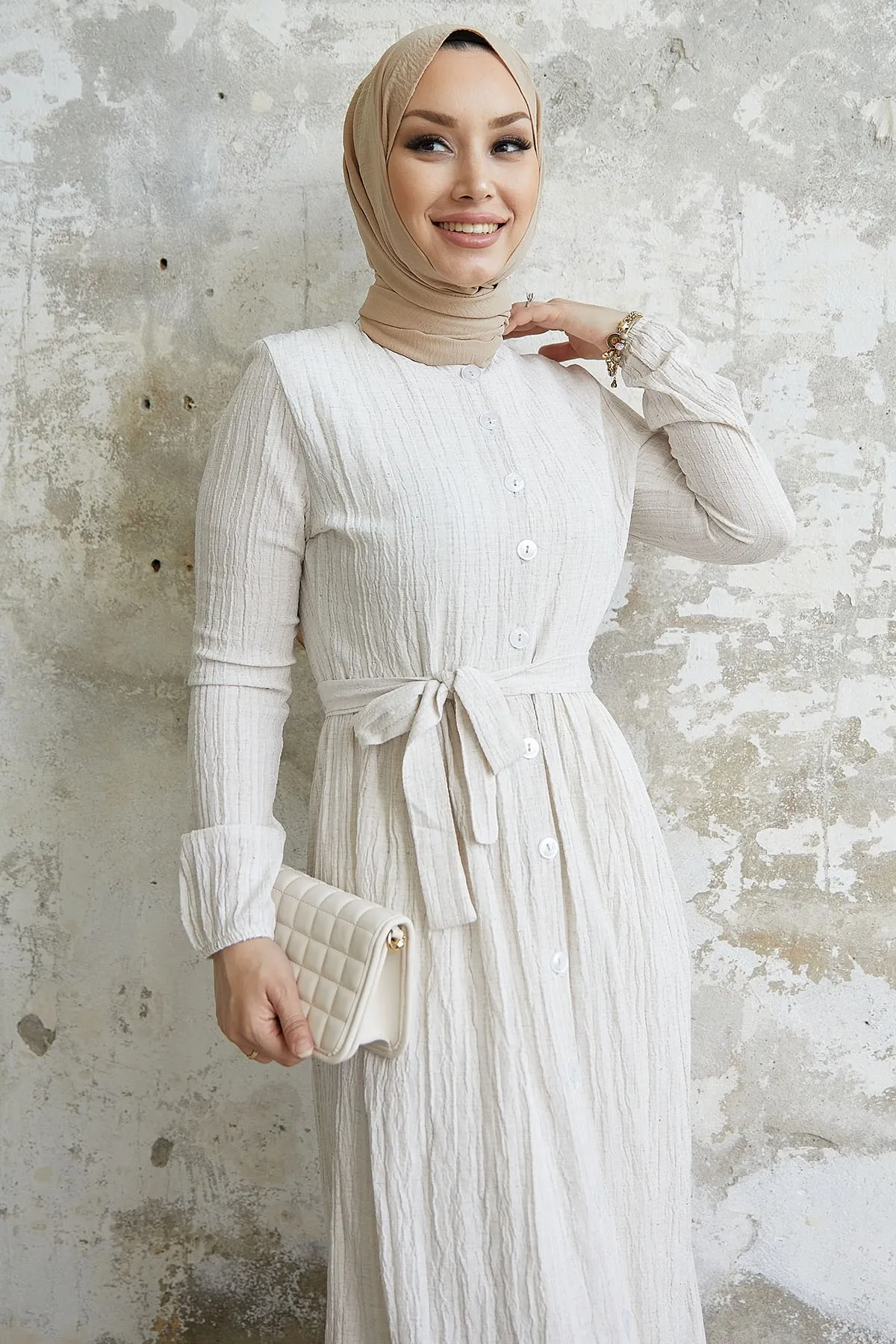 InStyle  Lemina-Kleid mit Gürtel – Beige