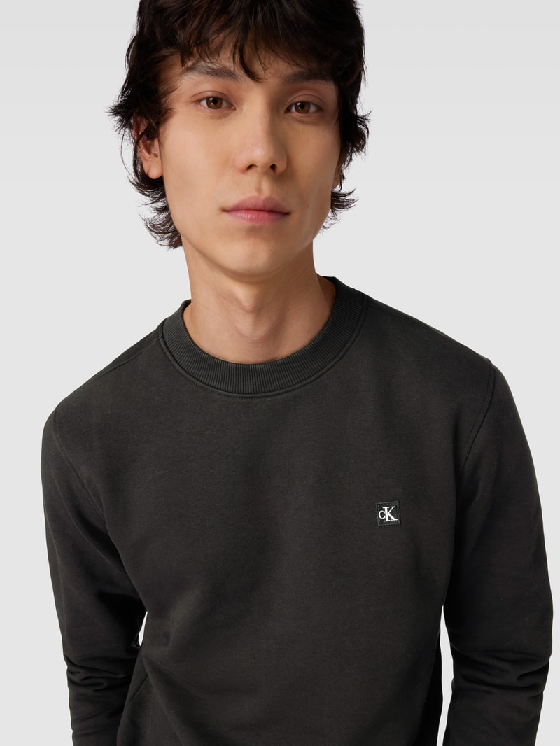Sweatshirt mit Logo-Patch Modell 'EMBRO' in black
