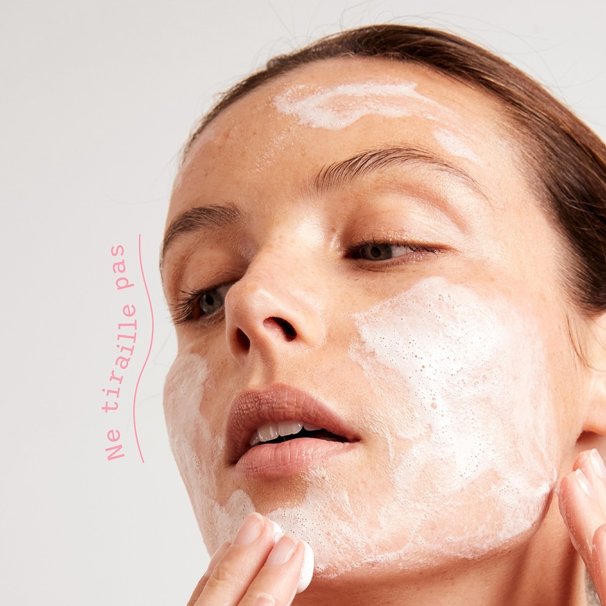 Beaudy Solid Facial Cleanser – masło shea i czerwona glinka