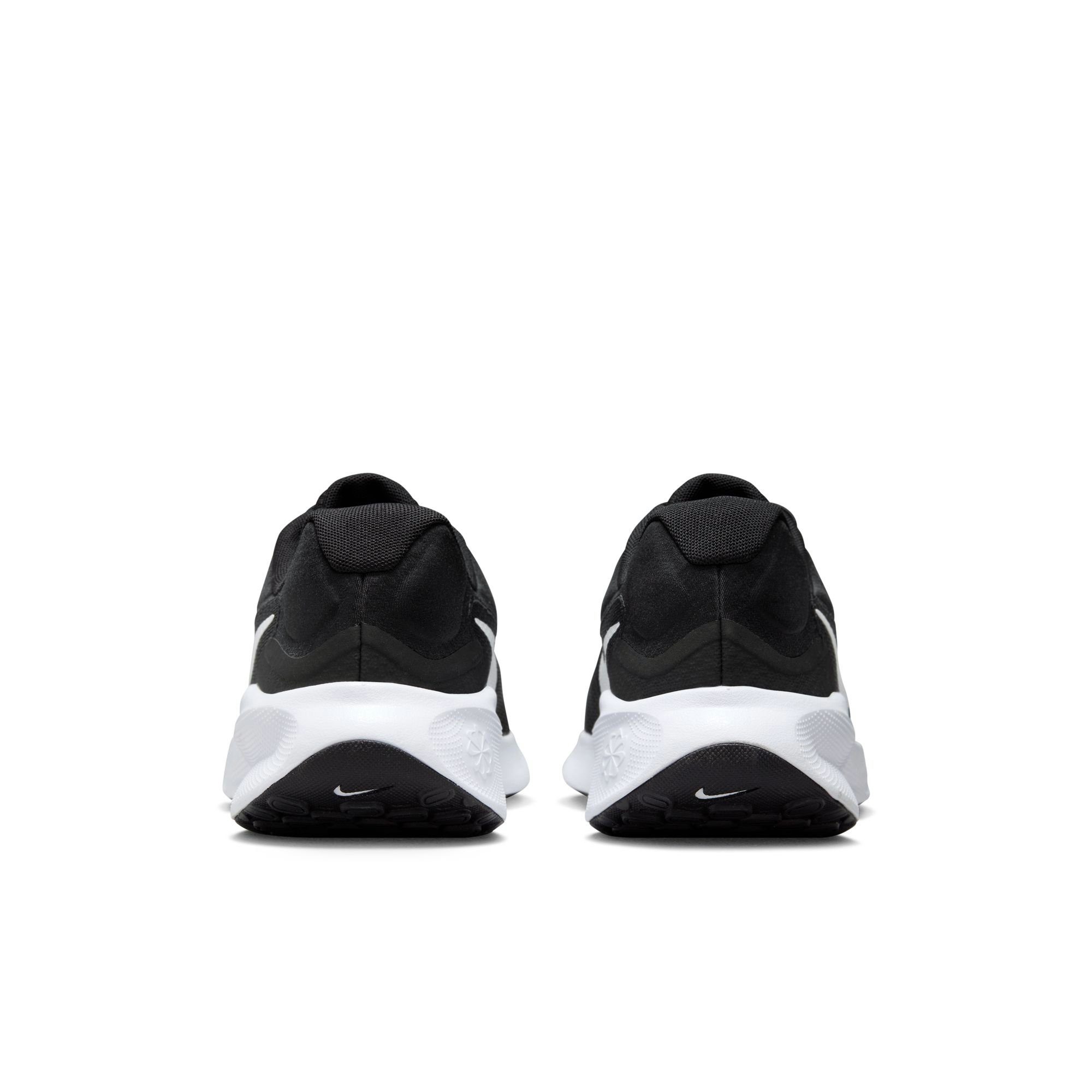 Nike REVOLUTION 7 Laufschuh