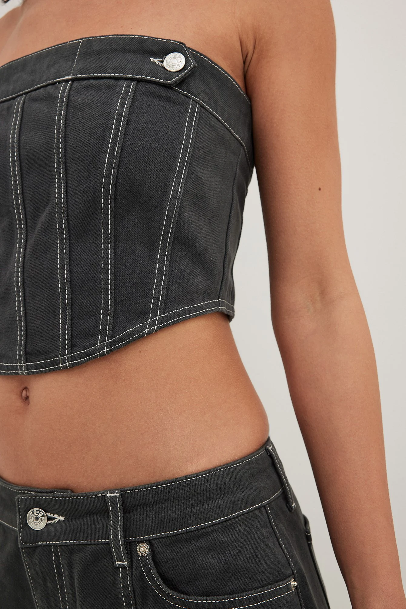 Denim-Korsett mit Kontrastnähten