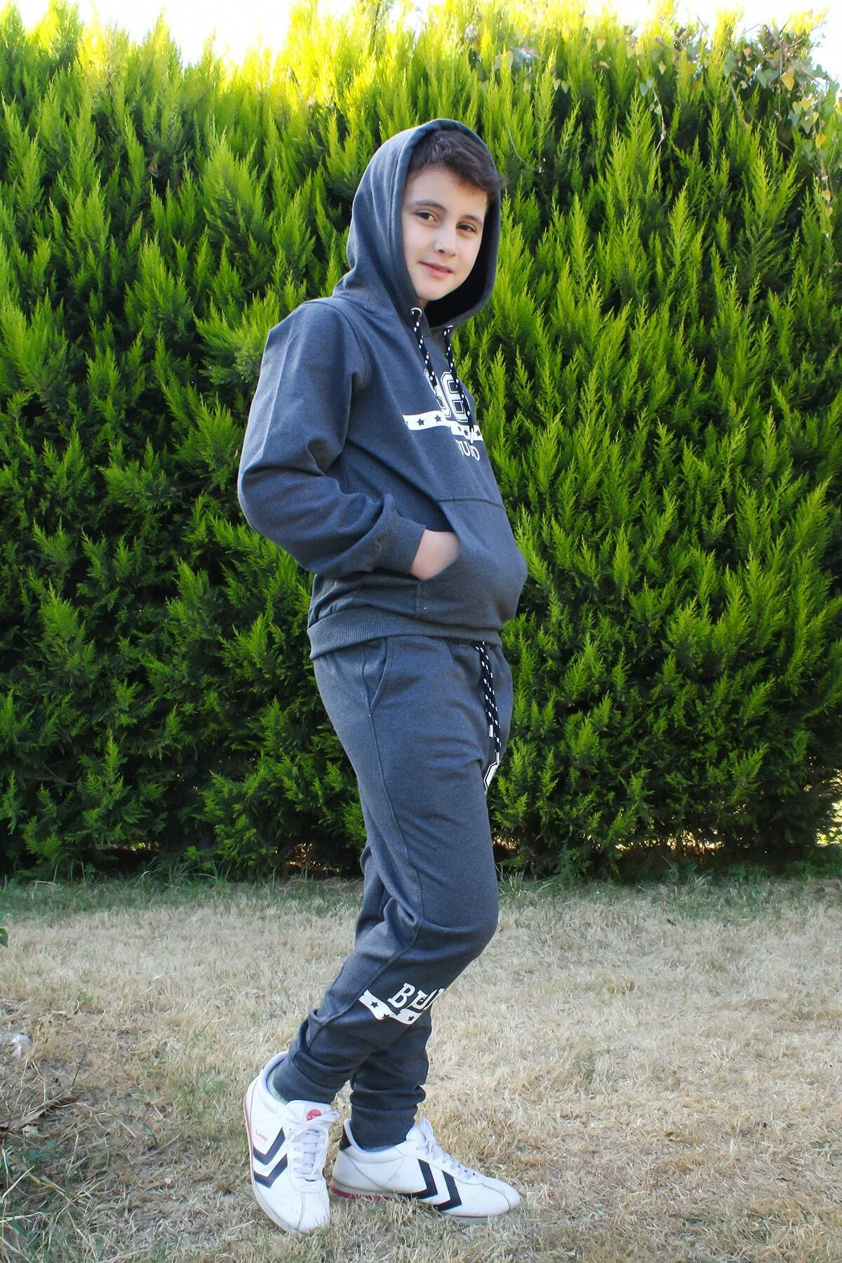 FYK KİDS  96 Jungen-Trainingsanzug-Set mit Kapuze und Kängurutasche und Kapuze