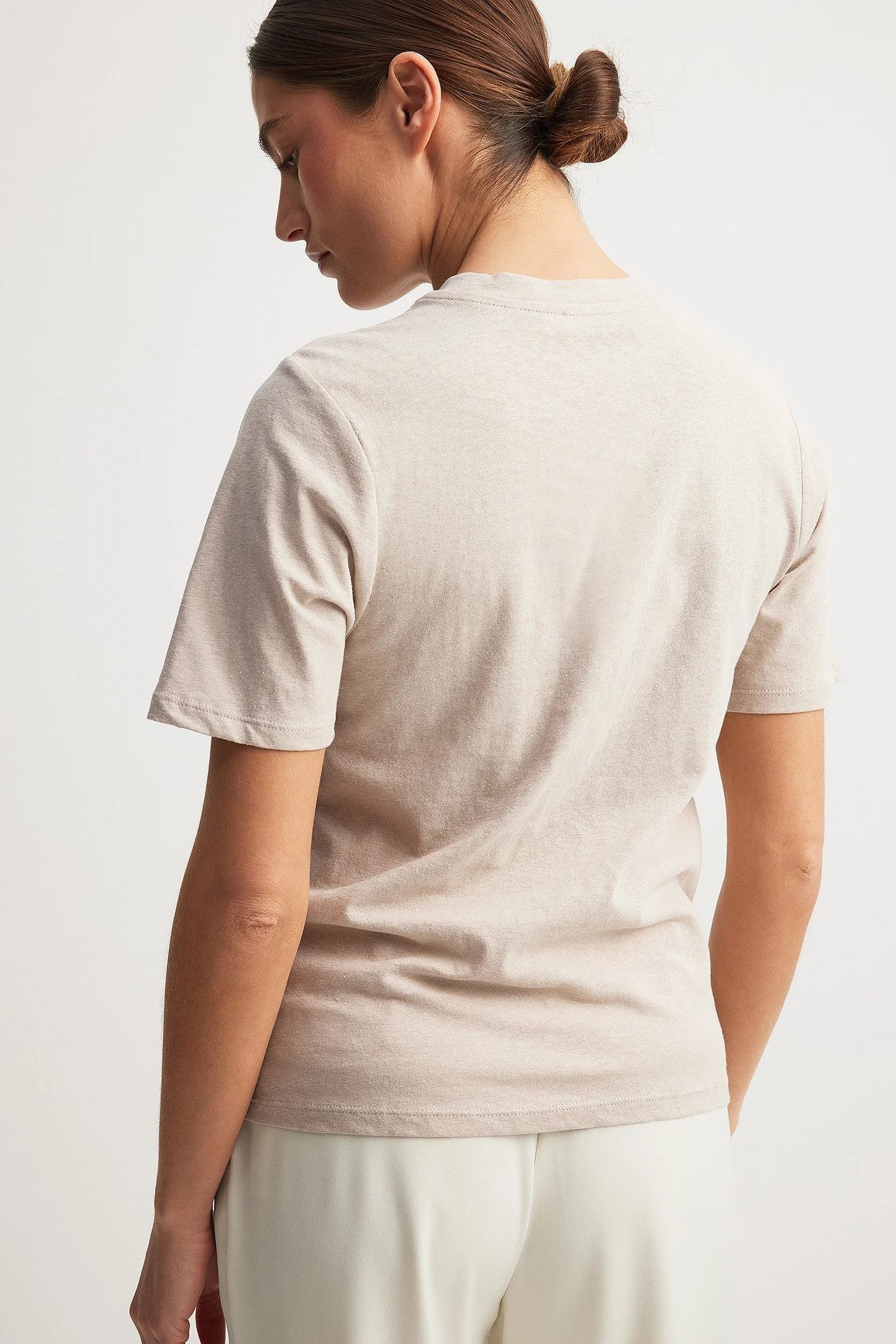T-Shirt aus Leinenmischung mit rundem Kragen