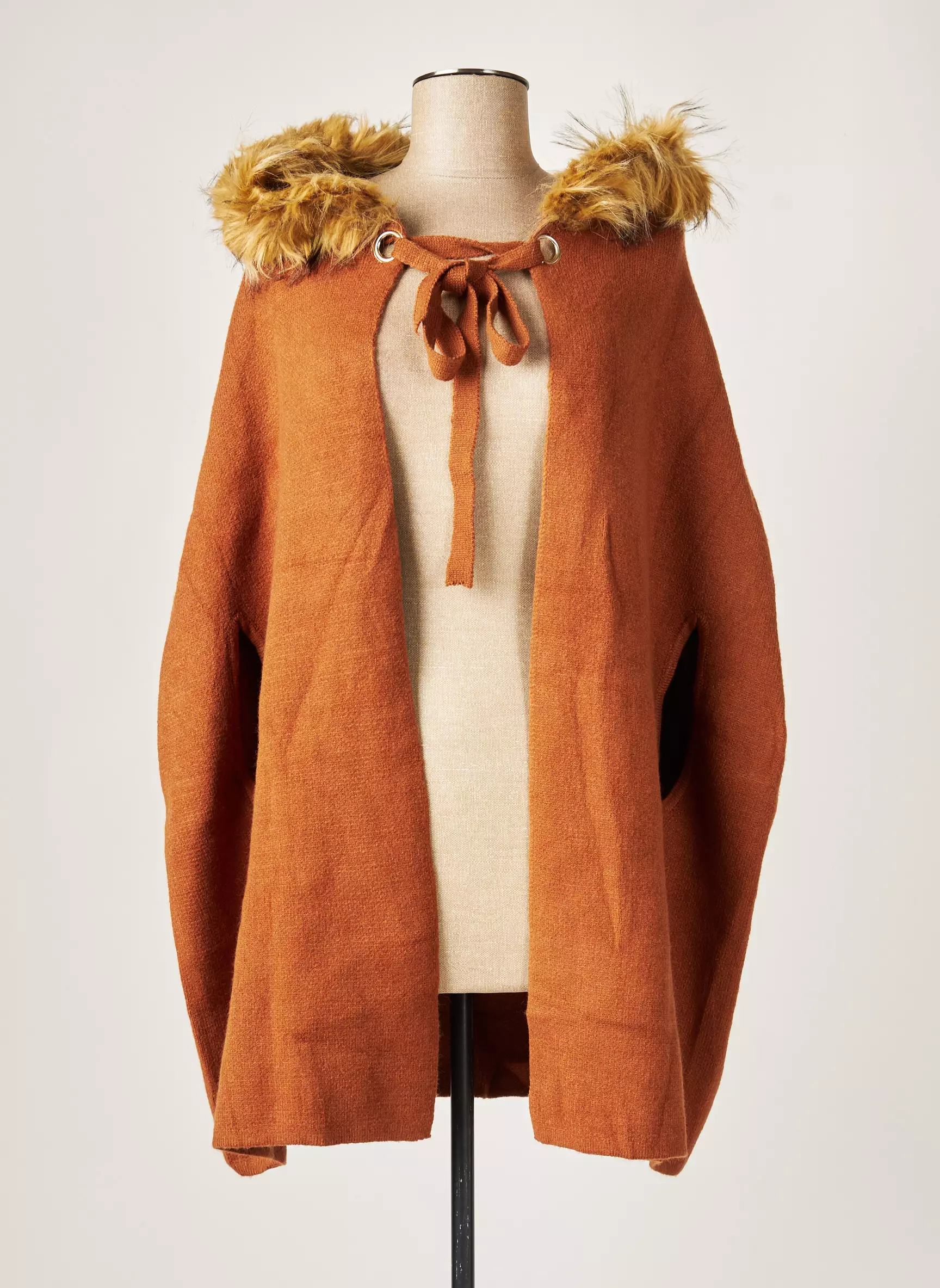 Cherry Ponchos Femme couleur marron