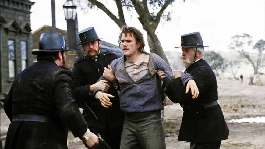 GESETZLOS - Die Geschichte des Ned Kelly - 2-Disc Mediabook - Cover C - Limited 333 Edition  (Blu-ray + DVD)