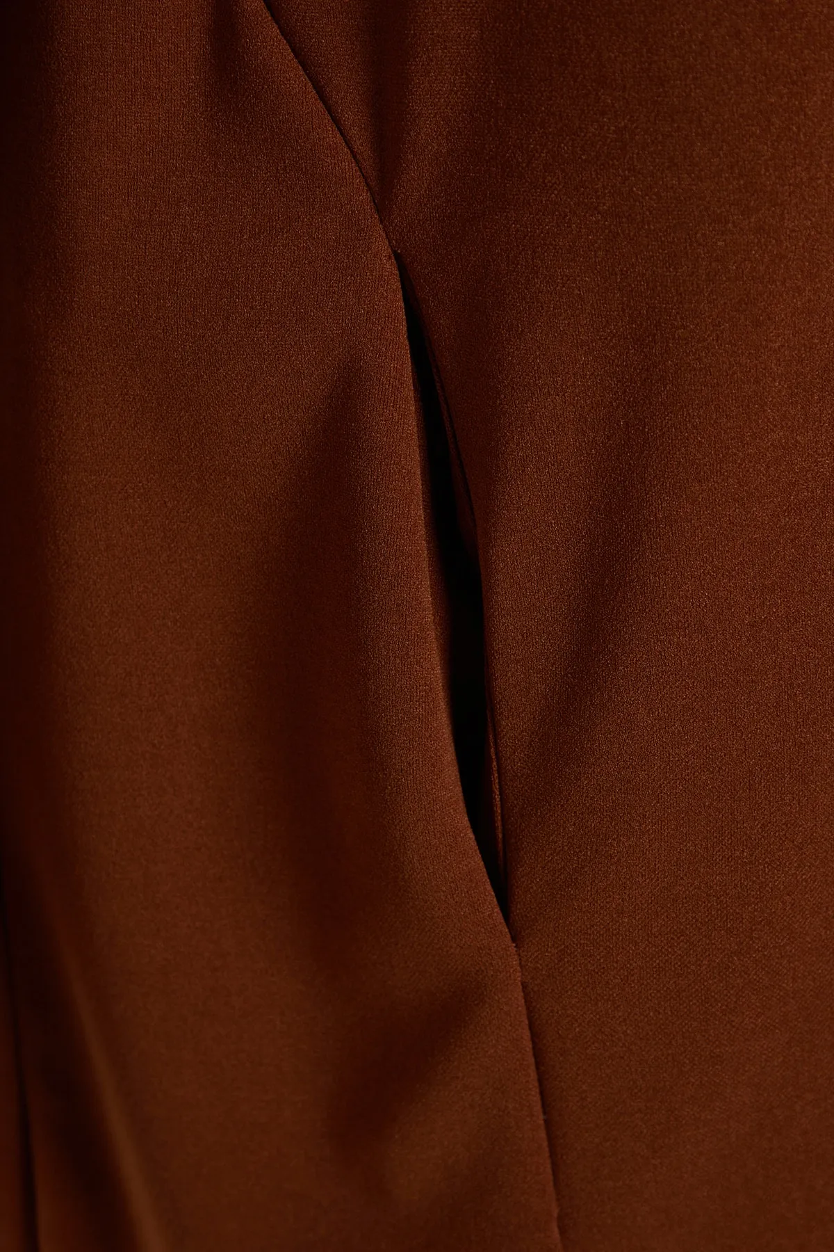 Trendyol Modest  Brauner Strick-Trainingsanzug mit Kapuze und Reißverschluss TCTSS21EM0091