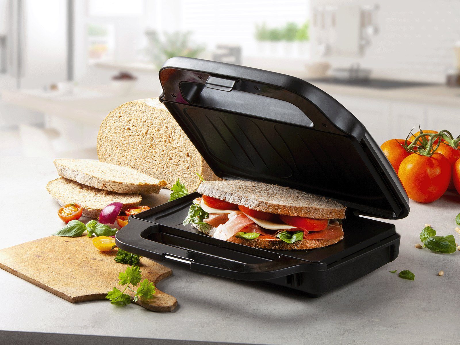 Domo Sandwichmaker, 900 W, 2er Toaster XXL Snack Panini-Maker & Gabel extra tief große Toasties