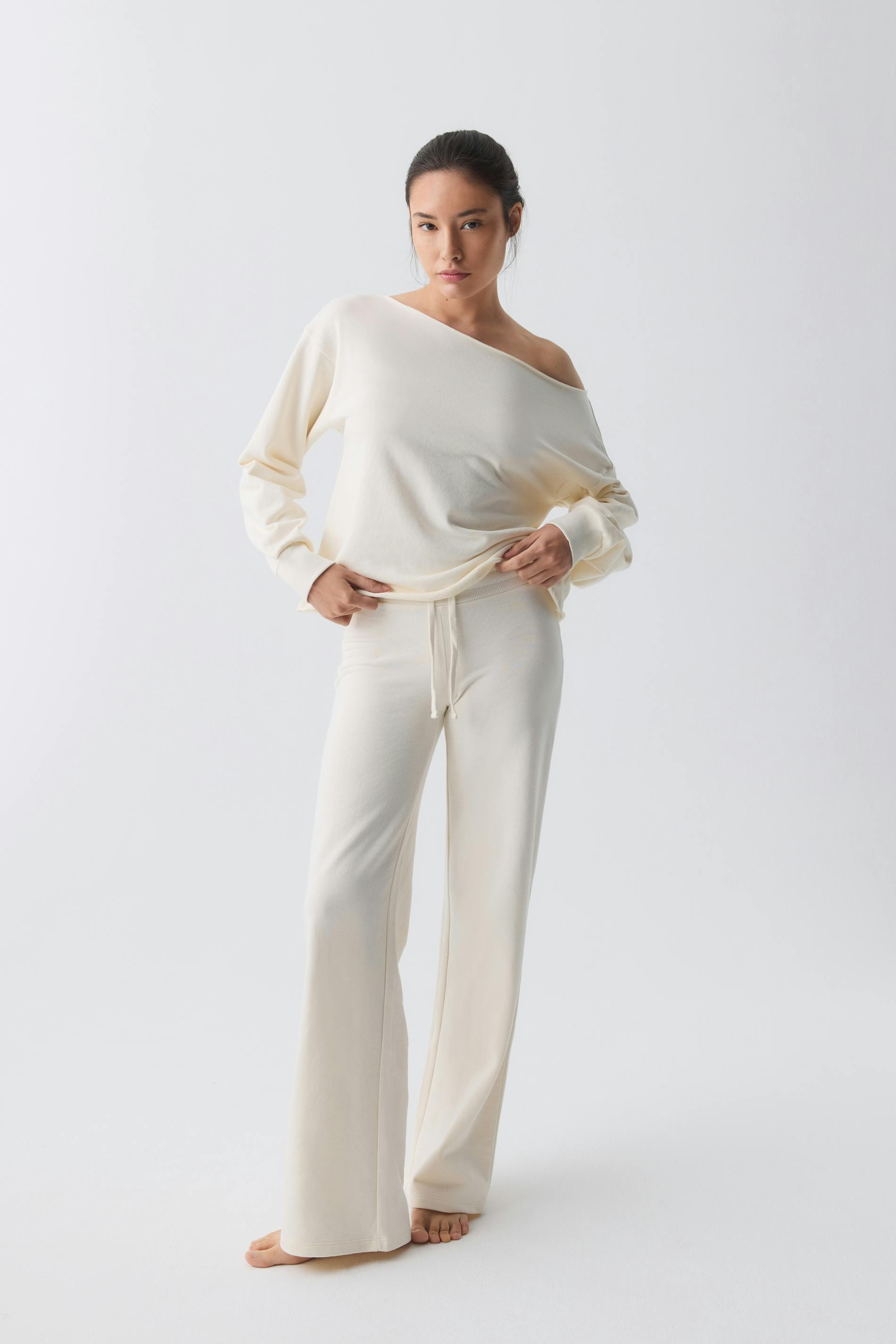 Slim low waist sweatpants