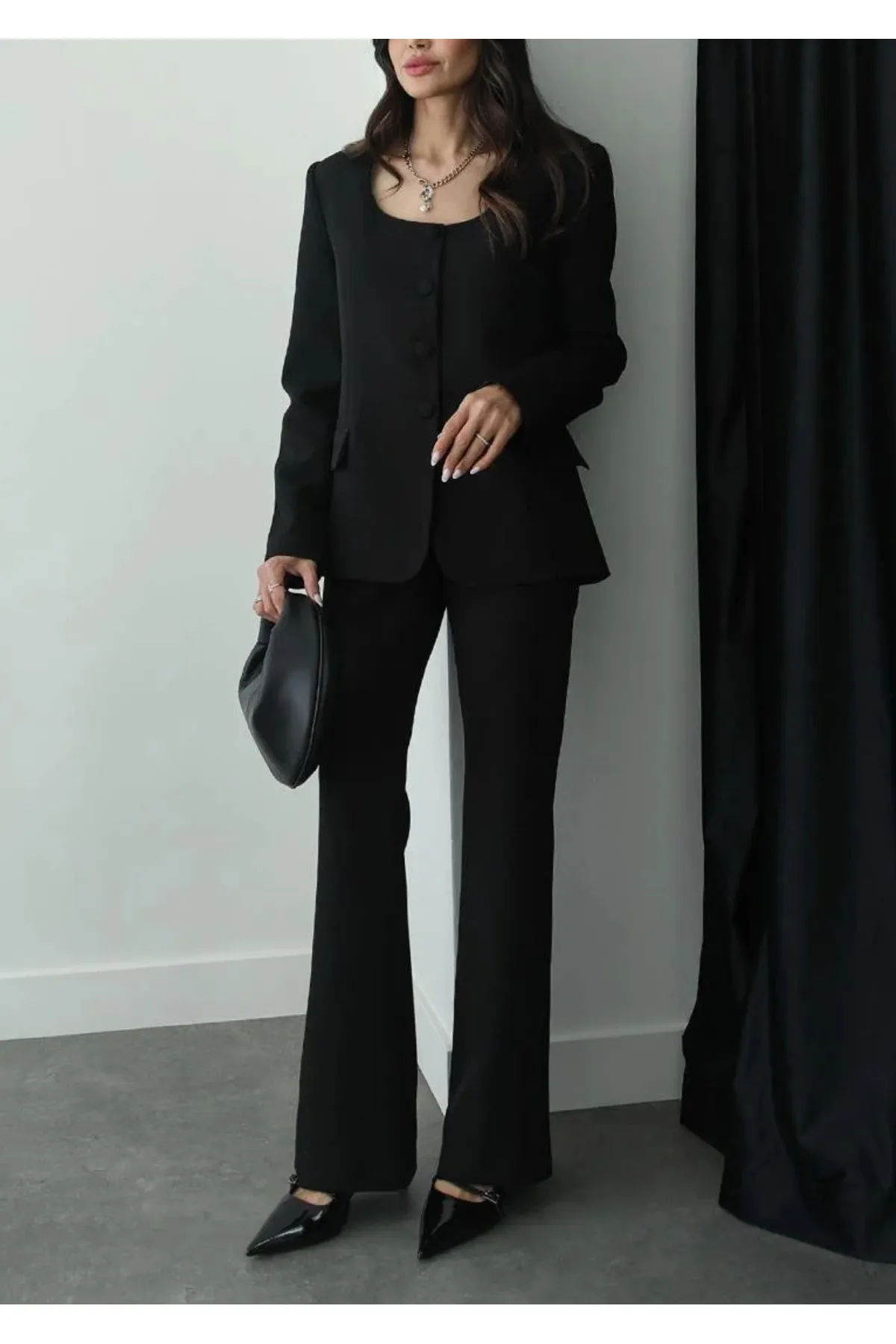 My Blog  Schwarzes Premium-Jacken-Hose-Set mit rundem Kragen