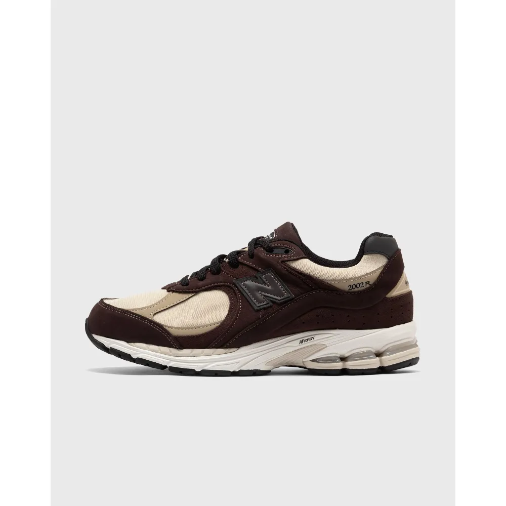 New Balance 2002R GORE TEX M2002RXQ / braun