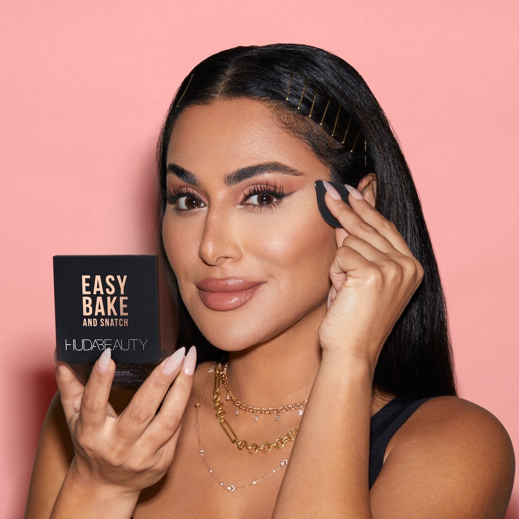 Easy Bake and Snatch Pressed Brightening & Setting Powder