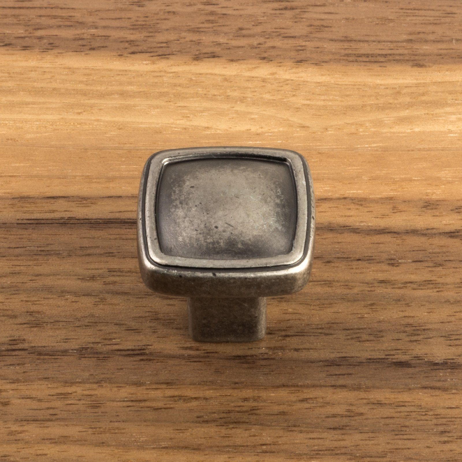 SO-TECH® Möbelknopf Möbelknopf EMILIA Altsilberoptik antik - incl. Schrauben, Küchenknopf Knopf Knauf Möbelknauf - incl. Schrauben