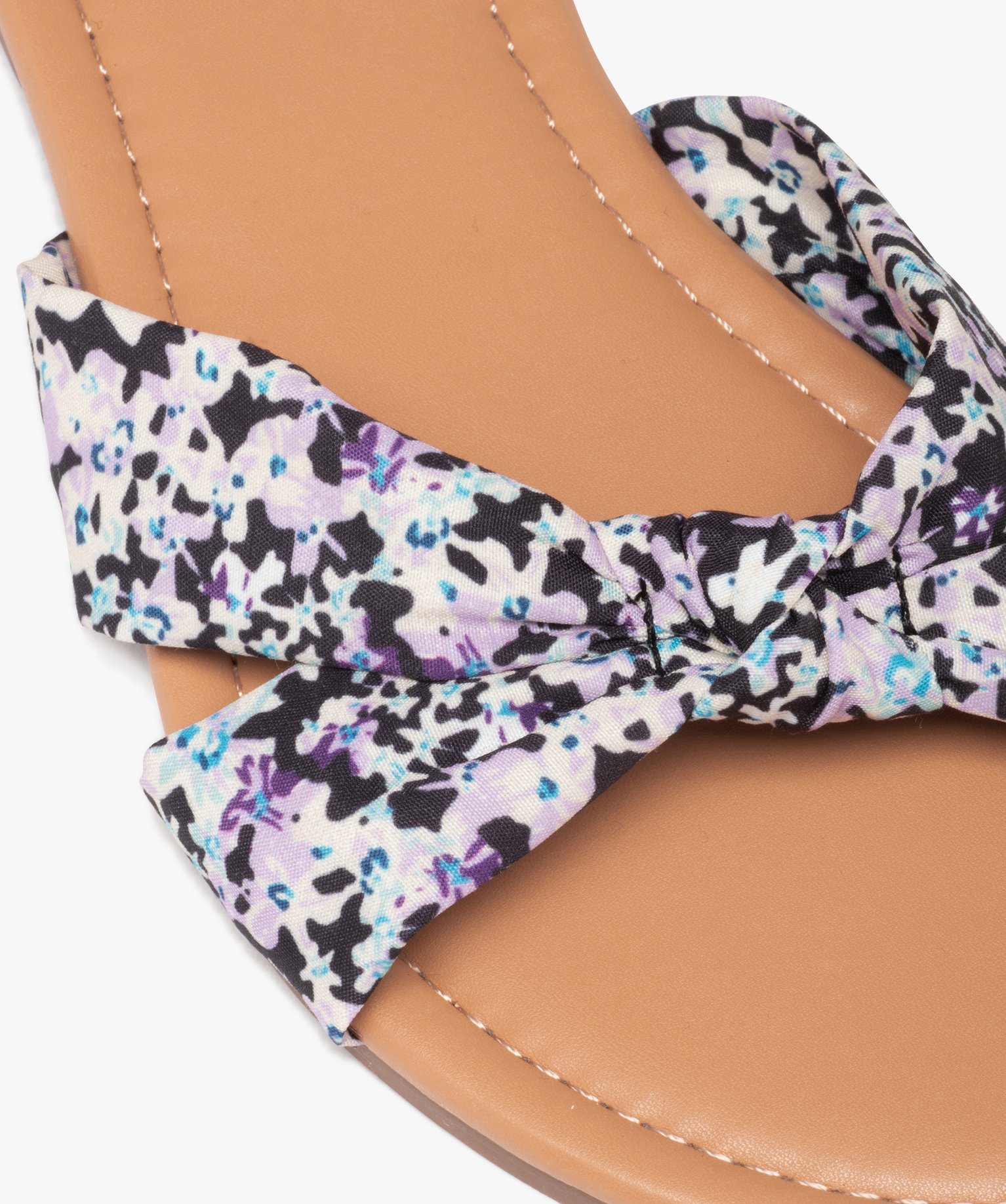 Mules femme à talon plat et dessus en toile drapée noir | GEMO