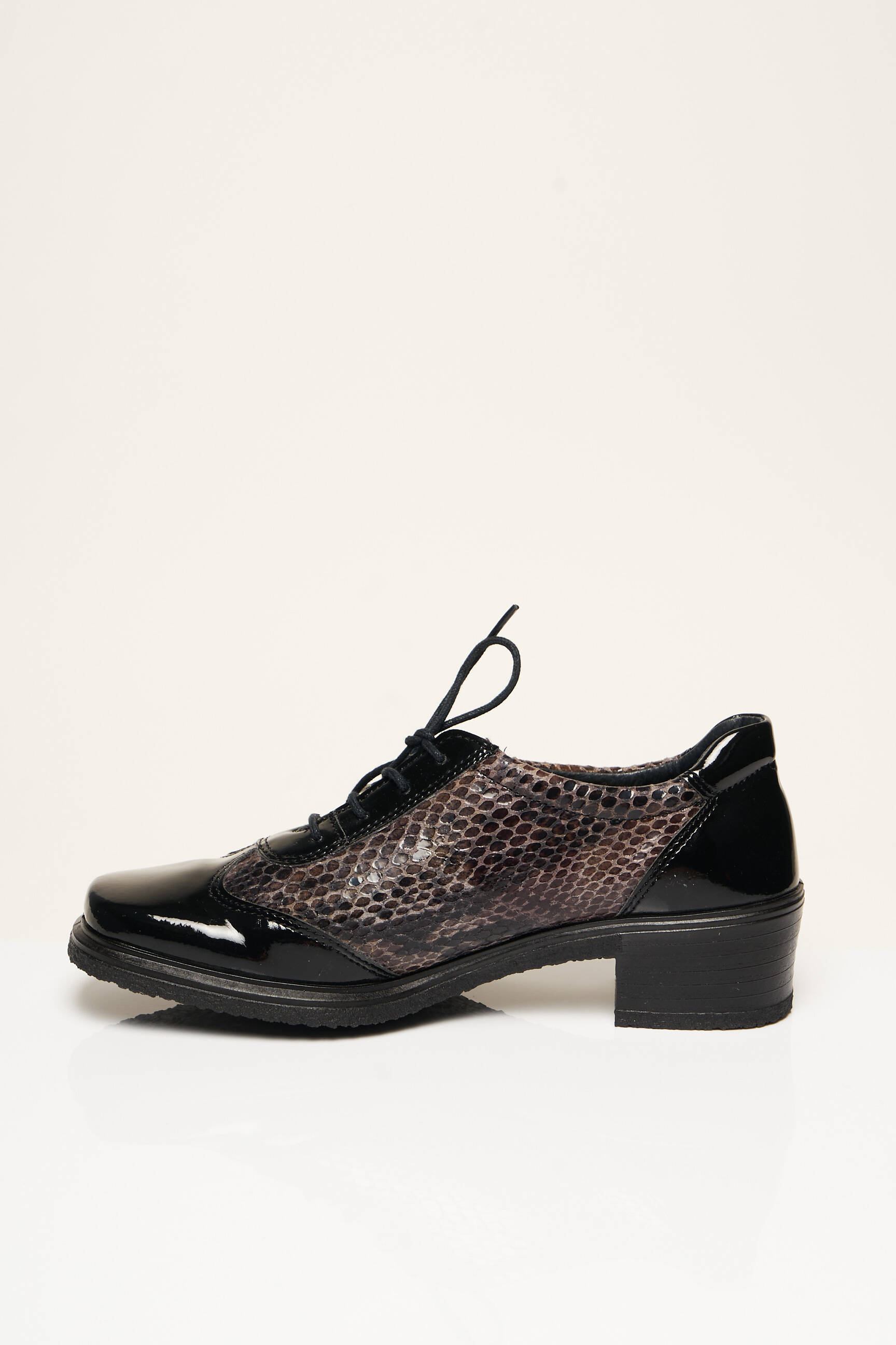 Rohde Derby Femme couleur noir