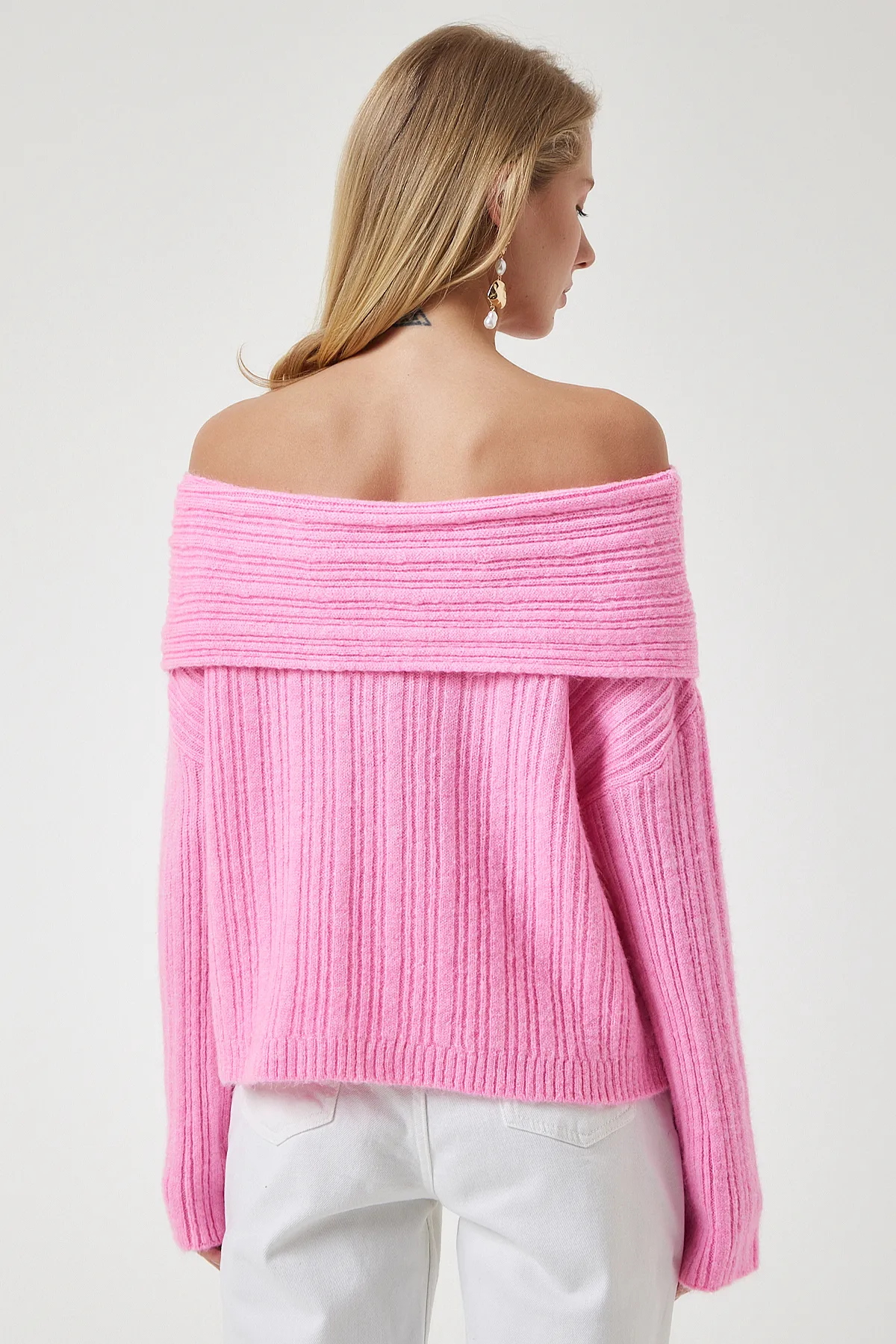 Happiness İstanbul  Damen-Strickpullover mit Madonna-Kragen in Bonbonrosa PF00049