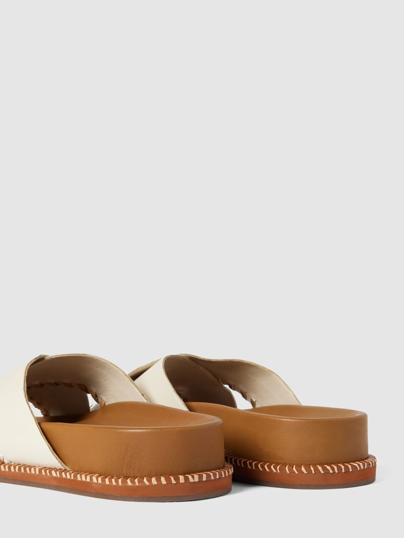 Sandalen mit Animal-print in sand