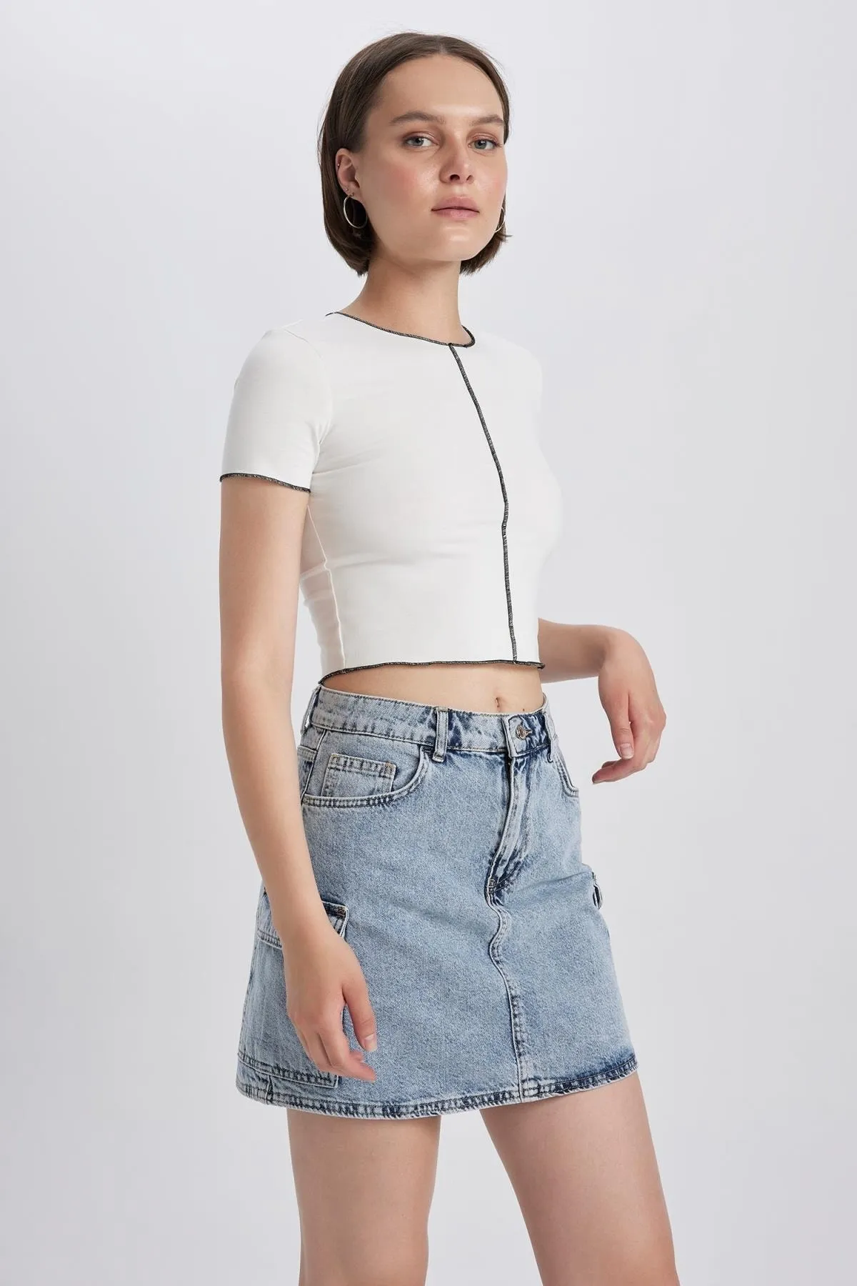 DeFacto  Jeans-Minirock im Cargo-Stil, 100 % Baumwolle A7112ax23hs