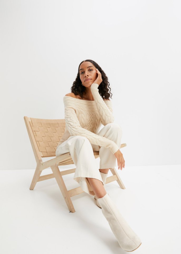 Carmen-Pullover mit Zopfmuster
