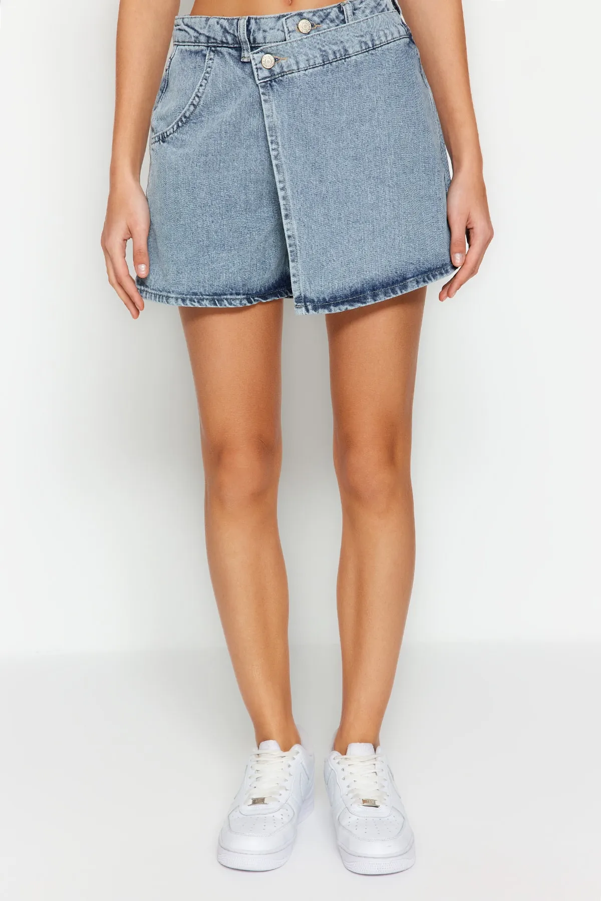Trendyol Collection  Shorts - Blau - Hoher Bund