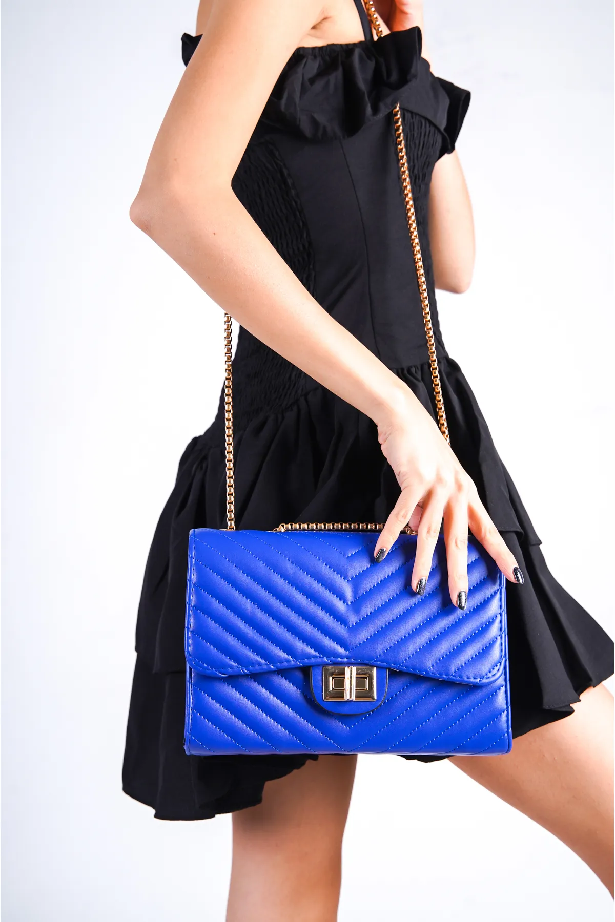 Capone Outfitters  Gesteppte London-Tasche für Damen