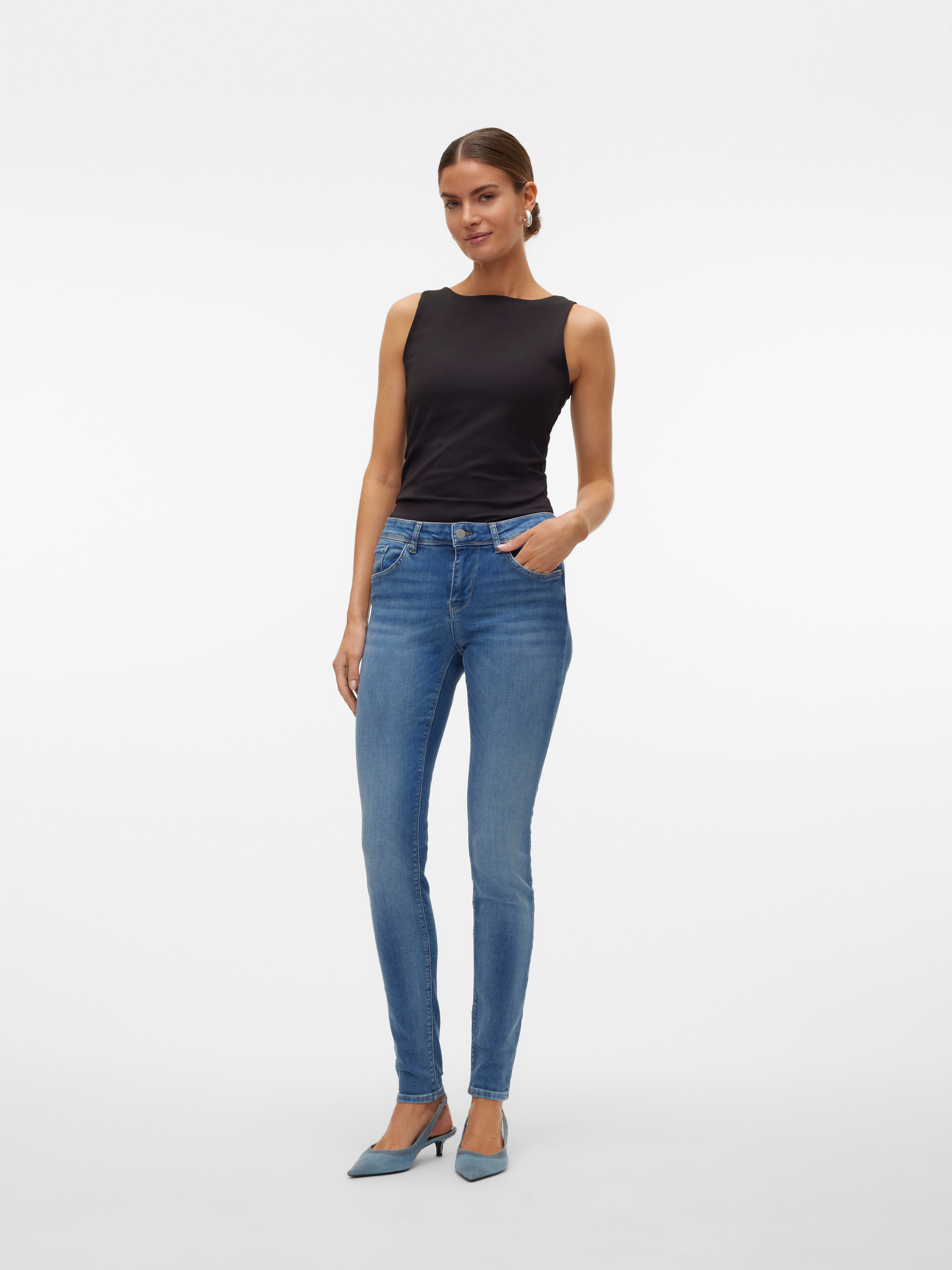 VMLUX Mid Rise Slim Fit Jeans