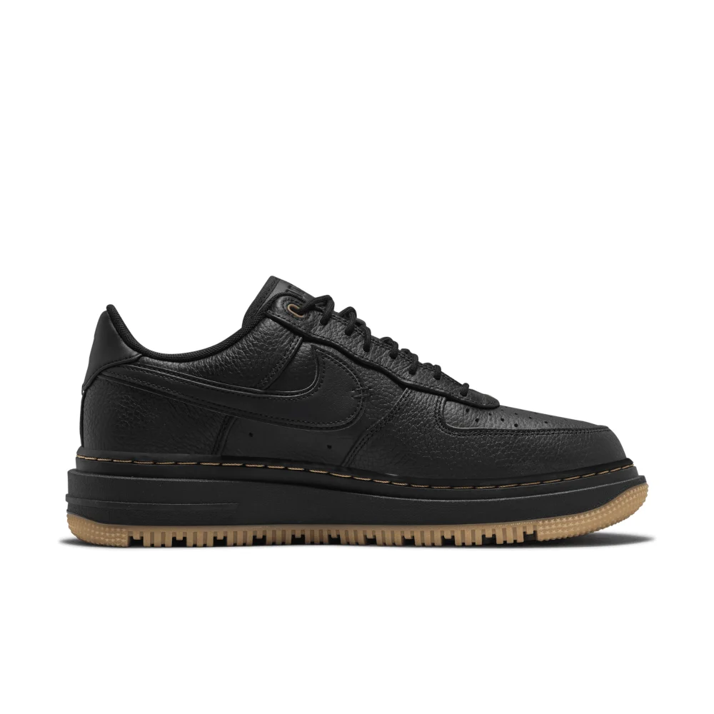 Nike Air Force 1 Luxe DB4109-001 / schwarz