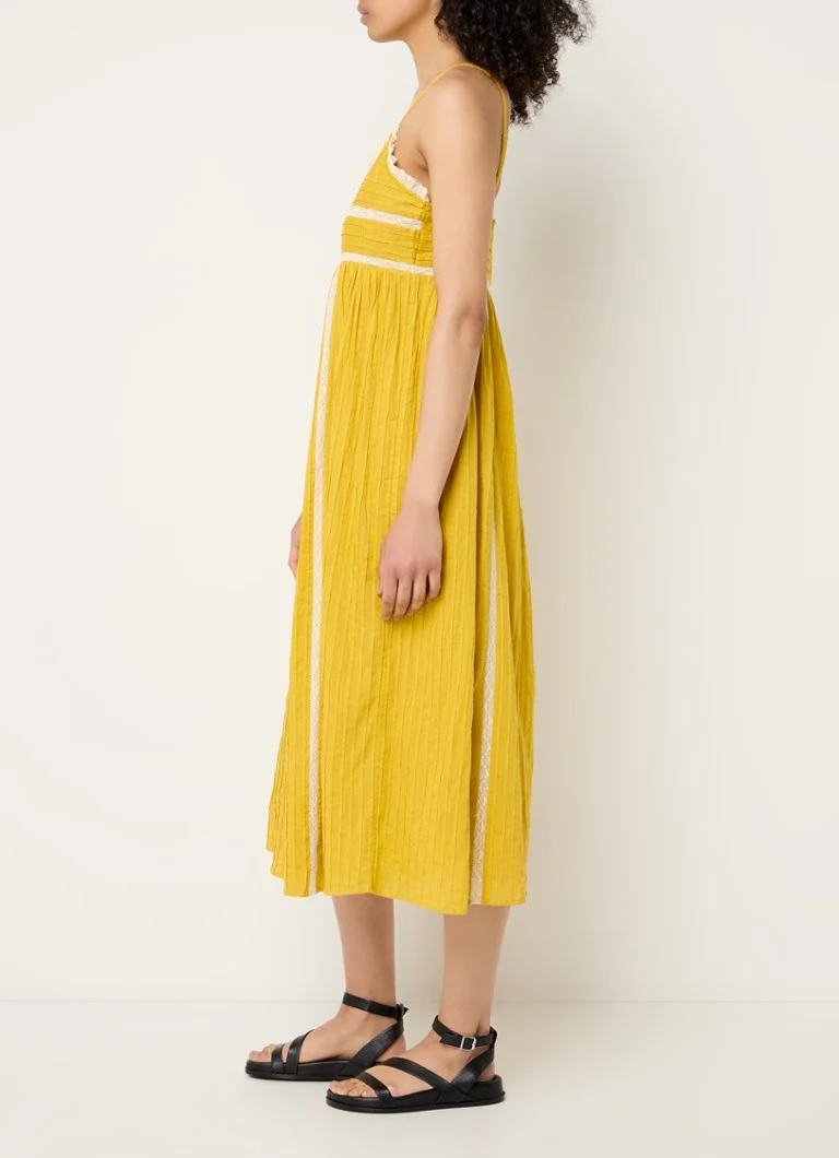Rochie midi Pensee de la ba&sh cu detalii din dantelă