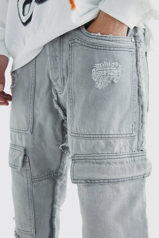 Lockere Cargo-Schlagjeans mit ausgefranstem Saum