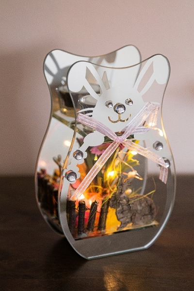 MyFlair LED Glas Teelichthalter in Osterhasen Form